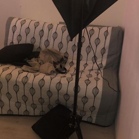 appartement lisieux calme très bien équipé Esterno foto